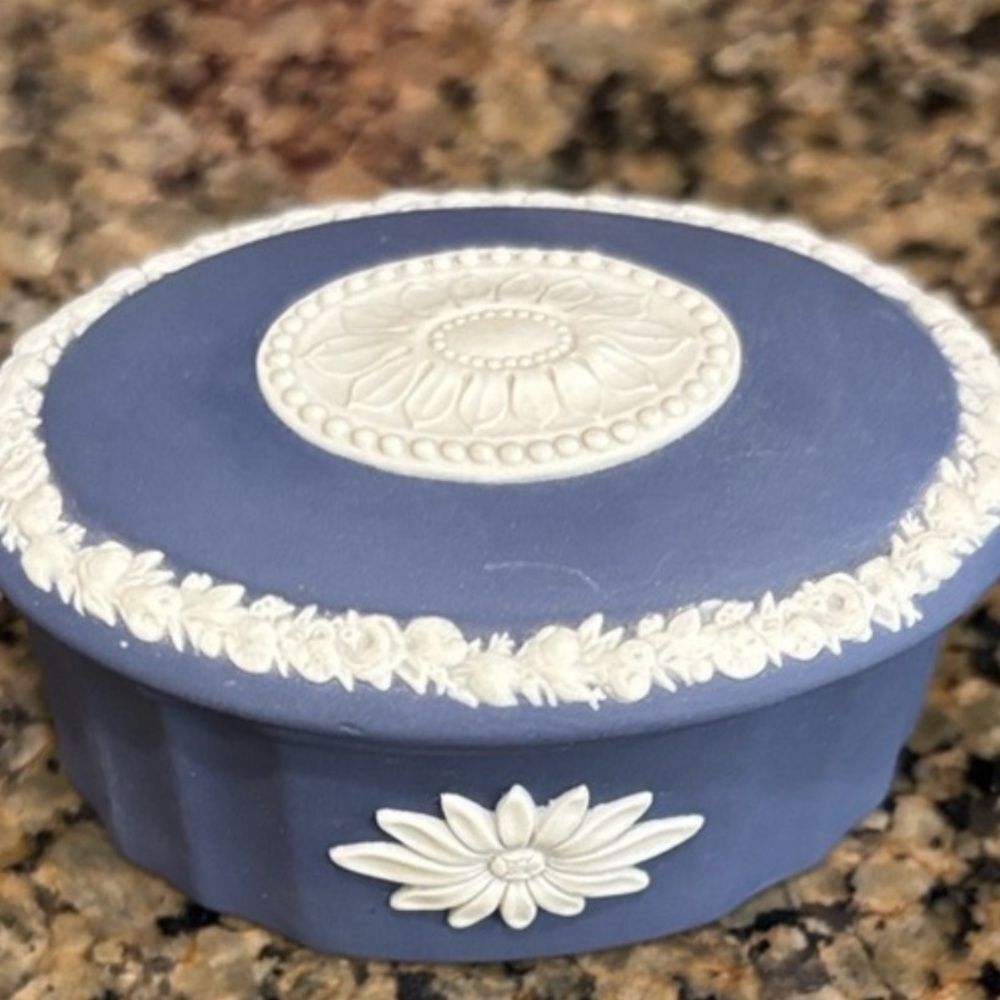 Vintage Wedgwood Trinket Box Blue Jasper Ware Oval Floral Design No Damage.